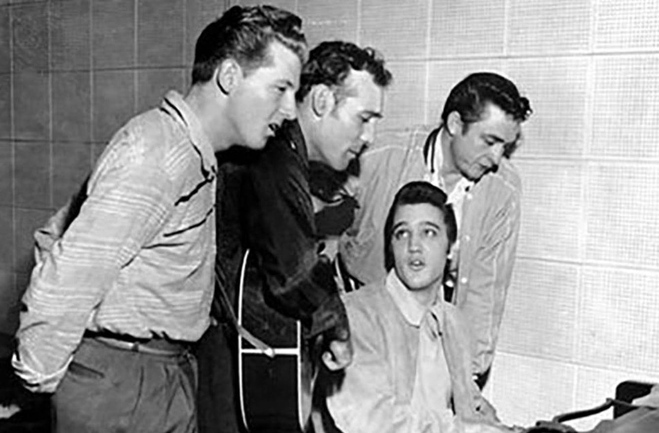 Jerry Lee Lewis, Carl Perkins, Elvis Presley y Johnny Cash, el cuarteto del millón de dólares.