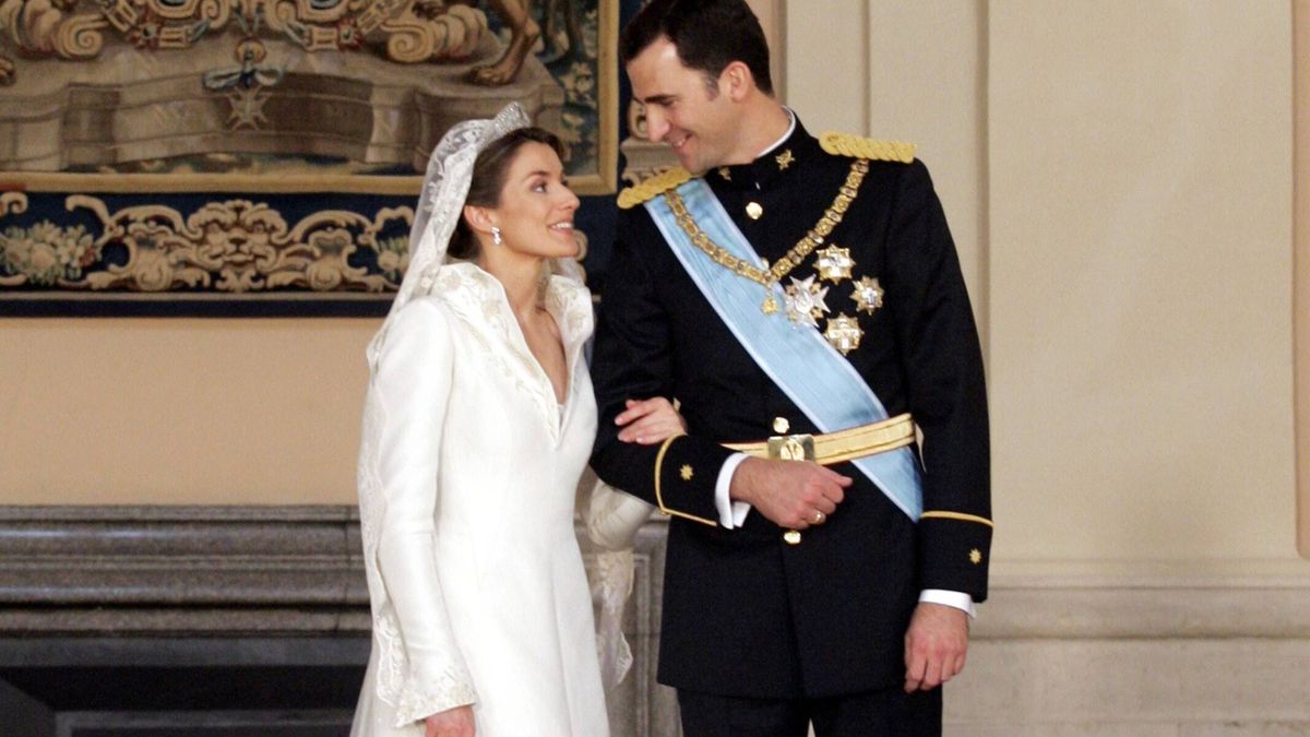 De Jesús Gil a Nacho Cano, pasando por Zapatero: los regalos de los Reyes por su boda hace 20 años