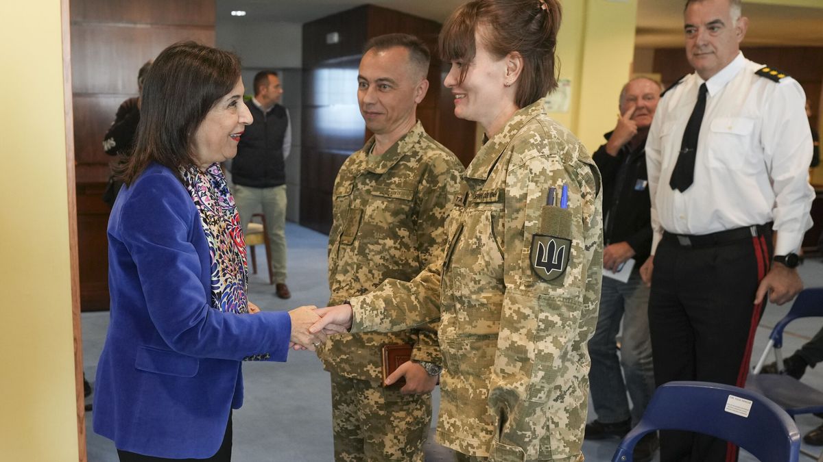 Robles estrena el 'Toledo Training Command', el centro de adiestramiento a militares ucranianos