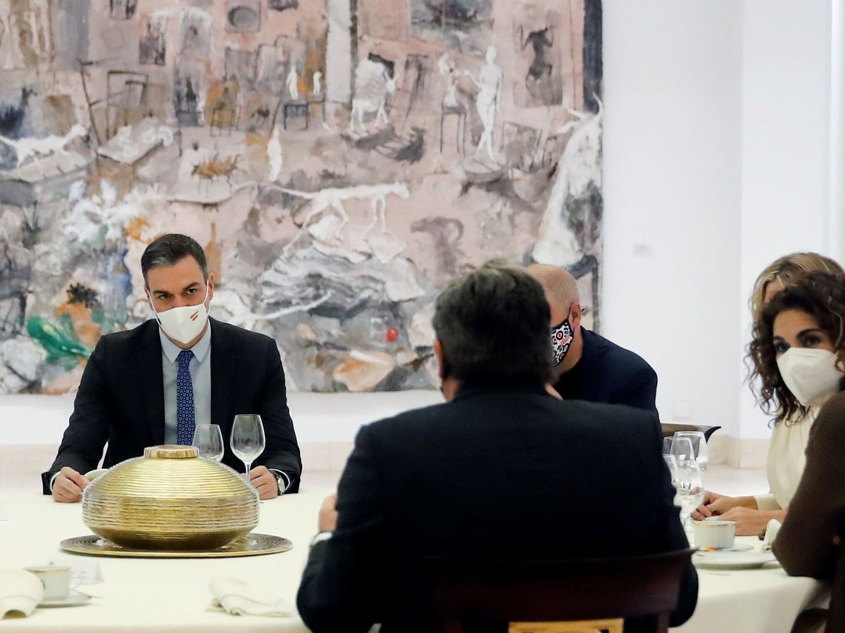 Foto: Pedro Sánchez se reúne con los secretarios generales de UGT y CCOO. (EFE)