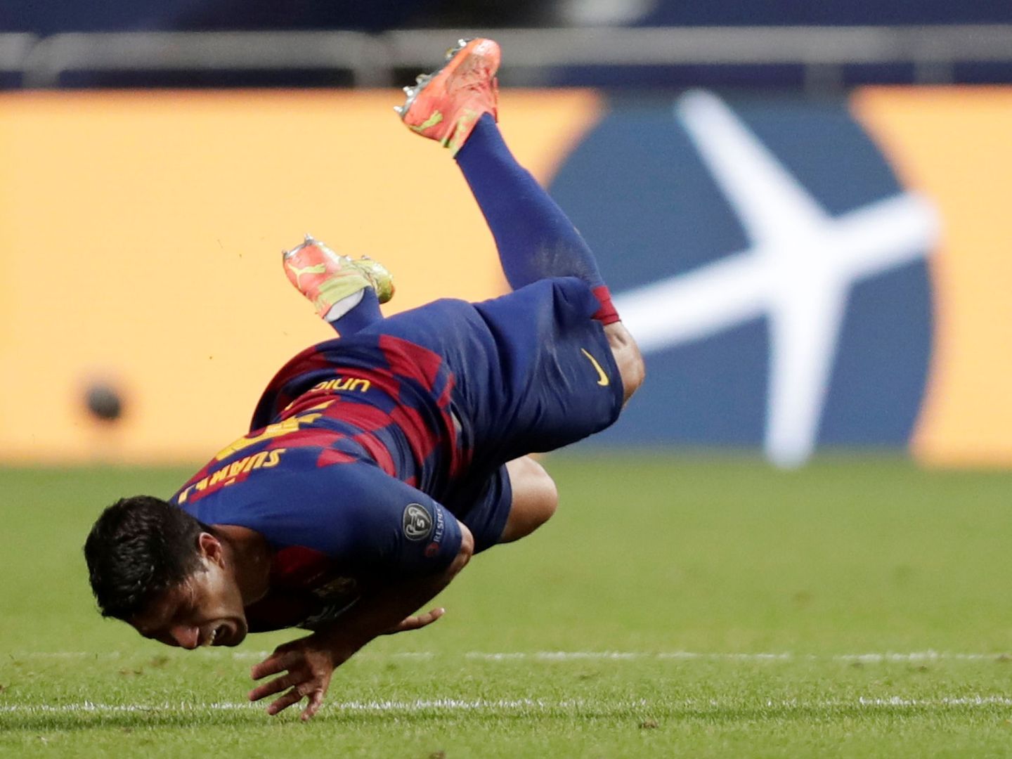 Suárez, en un lance del Barcelona-Bayern. (Reuters)