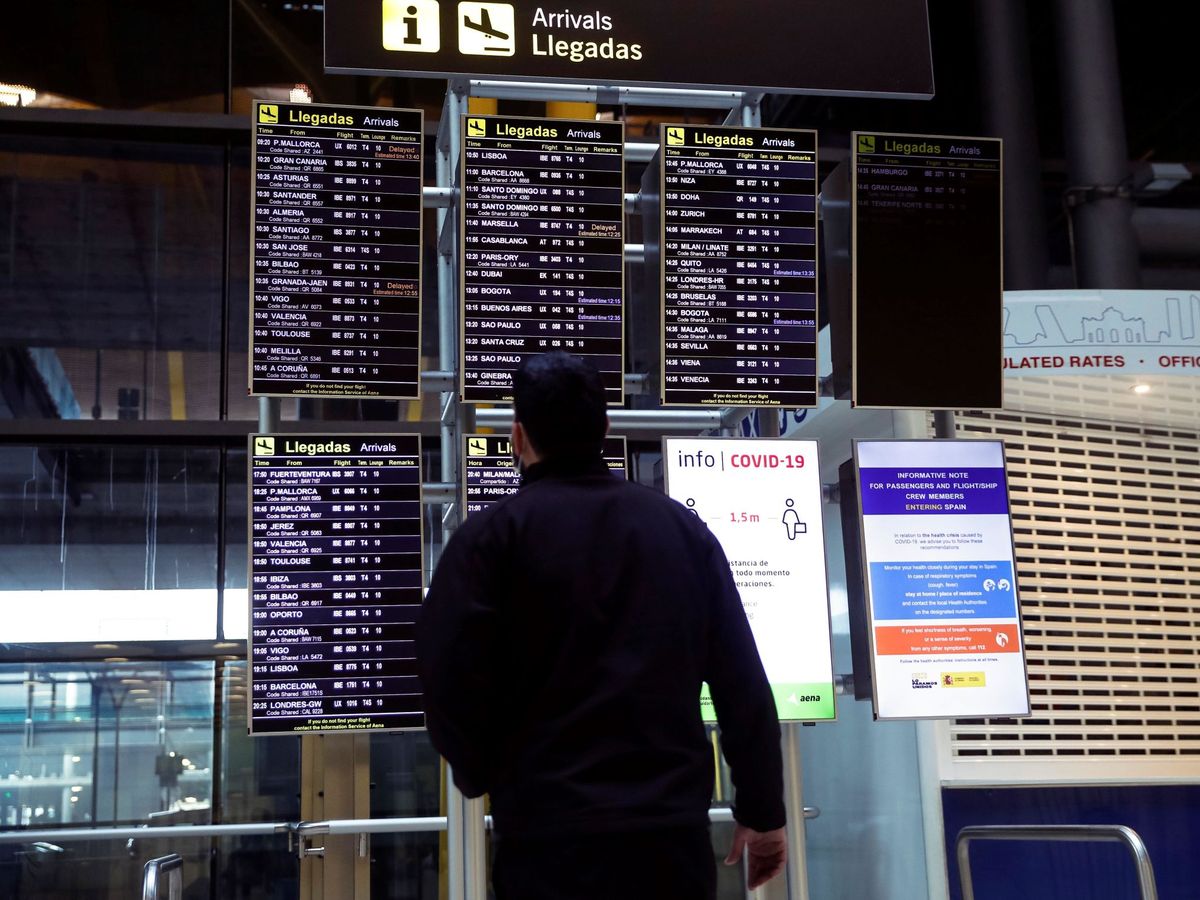 Foto: España impone una cuarentena de 10 días para todos los viajeros que procedan de determinados países. Foto: Efe