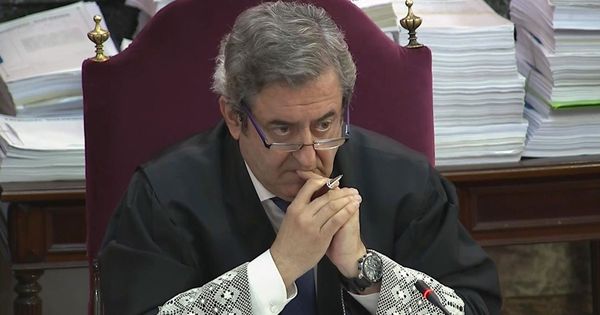Foto: El fiscal Javier Zaragoza, en el juicio del 'procés'. (EFE)