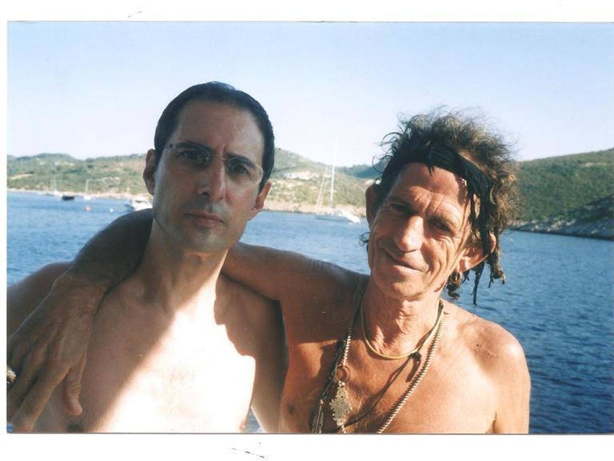 Foto: Gay Mercader, con Keith Richards. (Cortesía)