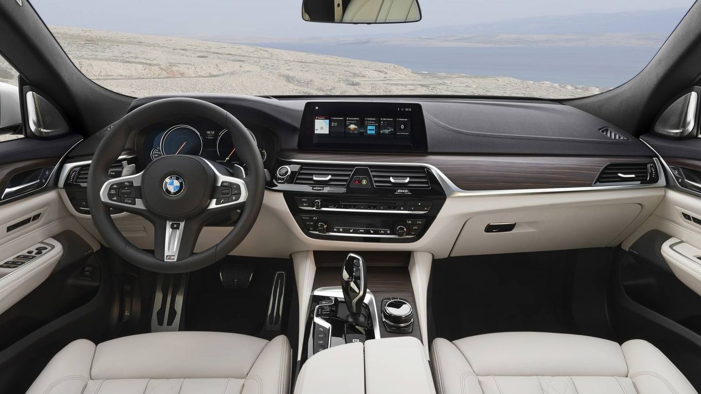 Interior del BMW 640i GT.