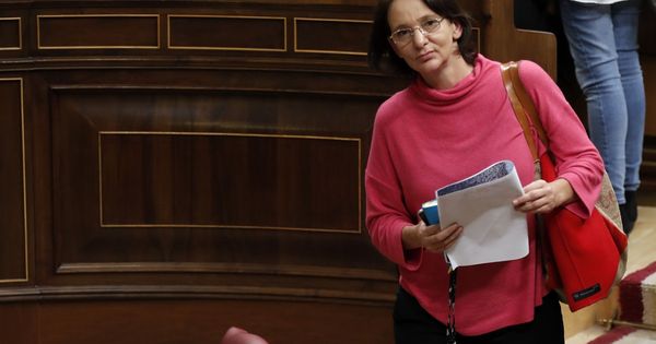 Foto: La diputada de Podemos Carolina Bescansa, en el Congreso de los Diputados. (EFE)