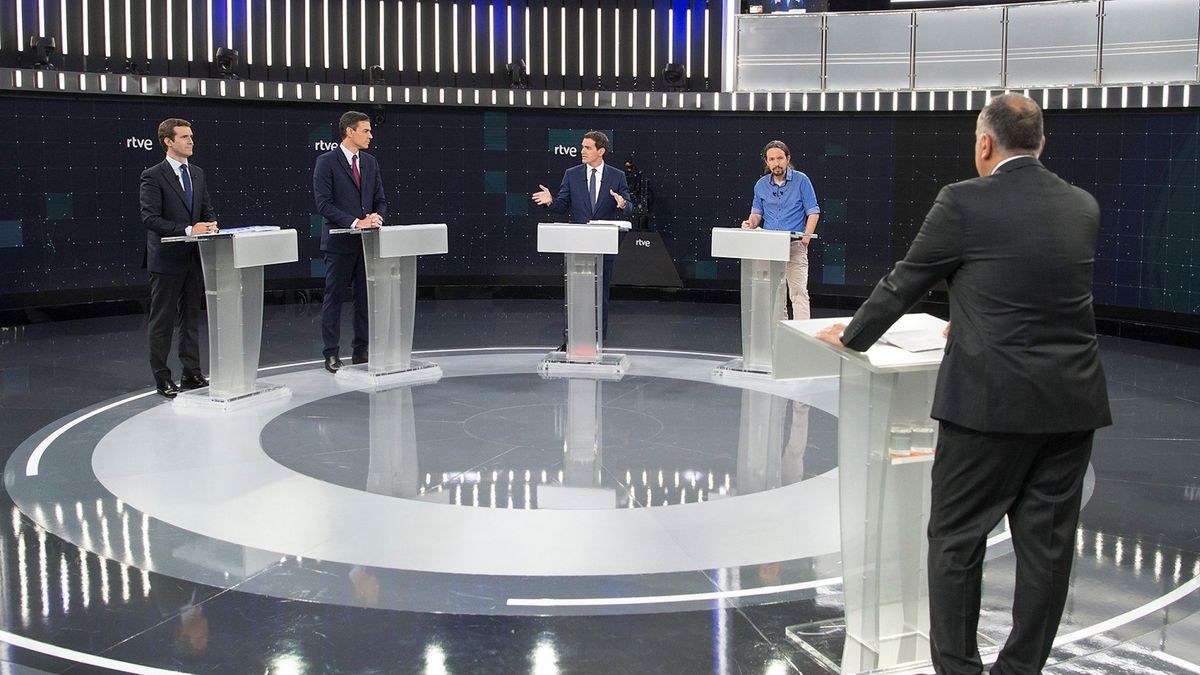 Casado y Rivera afianzan su bloque contra Sánchez en el debate electoral en RTVE