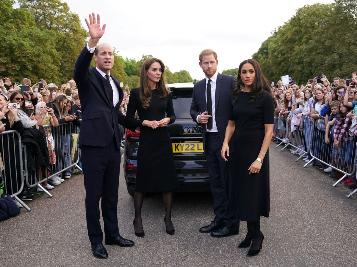 Foto: Guillermo y Catalina, príncipes de Gales, junto a Harry y Meghan, duques de Sussex. (Reuters/Kirsty O'Connor)