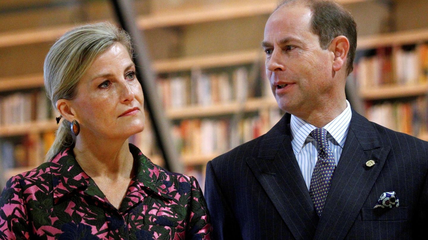 El príncipe Eduardo de Inglaterra, conde de Wessex, y su mujer Sophie, condesa de Wessex. (EFE)