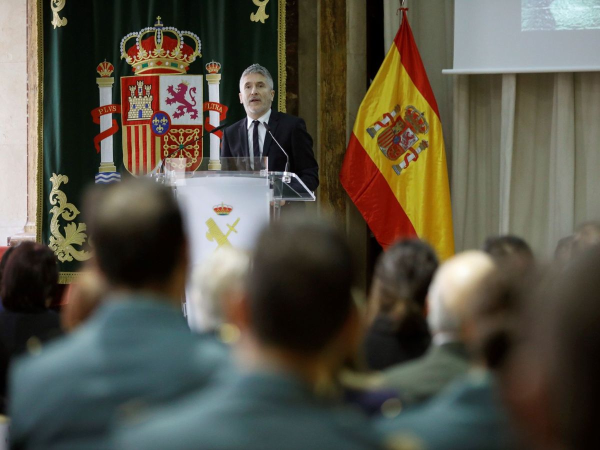 Foto: El ministro de Interior en funciones, Fernando Grande-Marlaska, durante la presentación del calendario solidario de la Guardia Civil 2020. (EFE)
