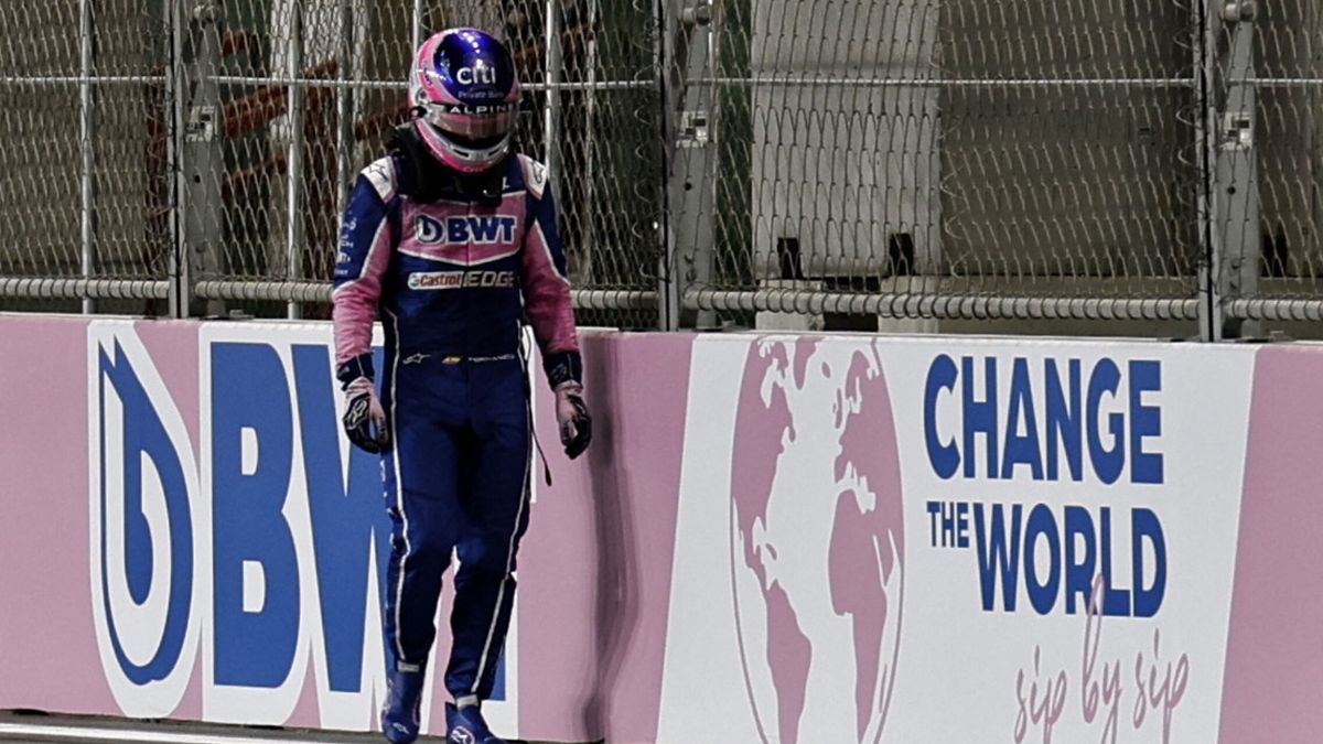 Los golpes de rabia de Alonso en su casco: dos motores KO y otra oportunidad perdida