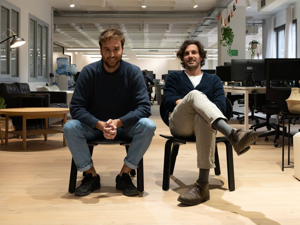 Foto: Jaume Iglesias (i) y Ferran Ramírez (d), cofundadores de Sitandplug. (Cedida)