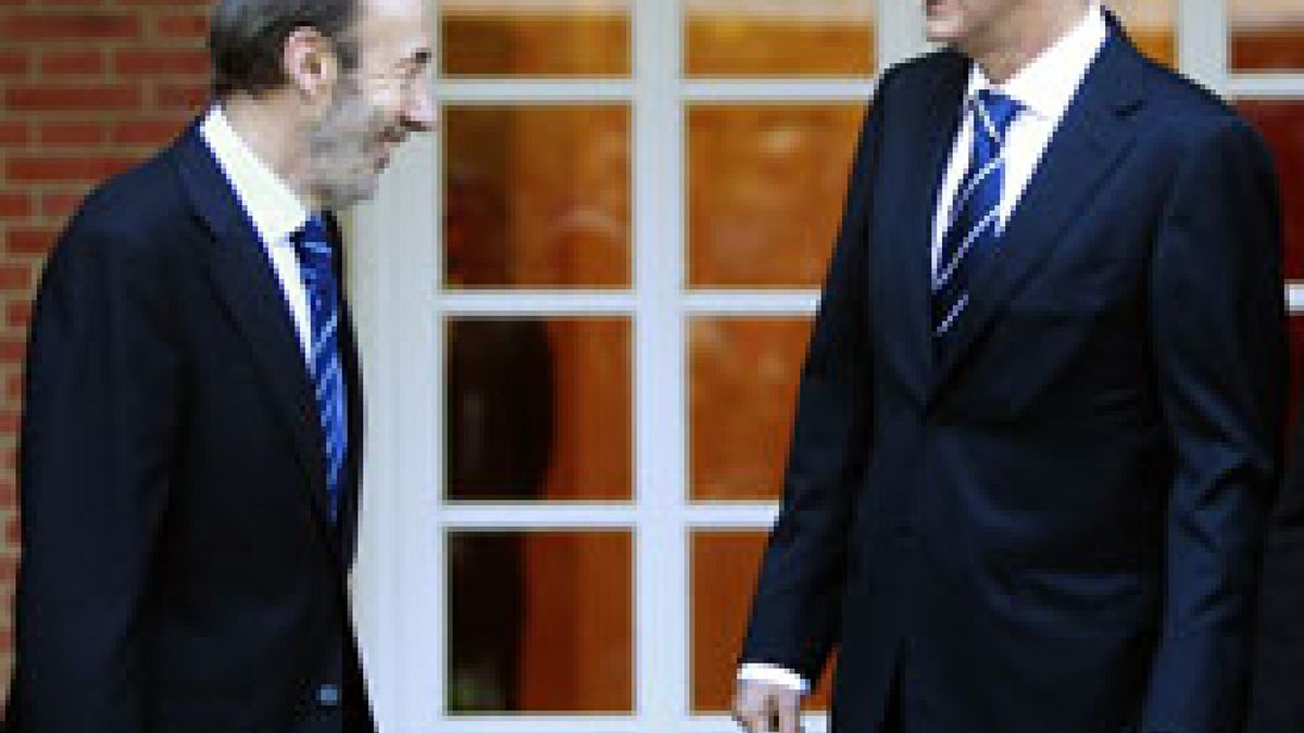 Zapatero corta la vía Eguiguren de diálogo con ETA y pide al PSE que no estorbe
