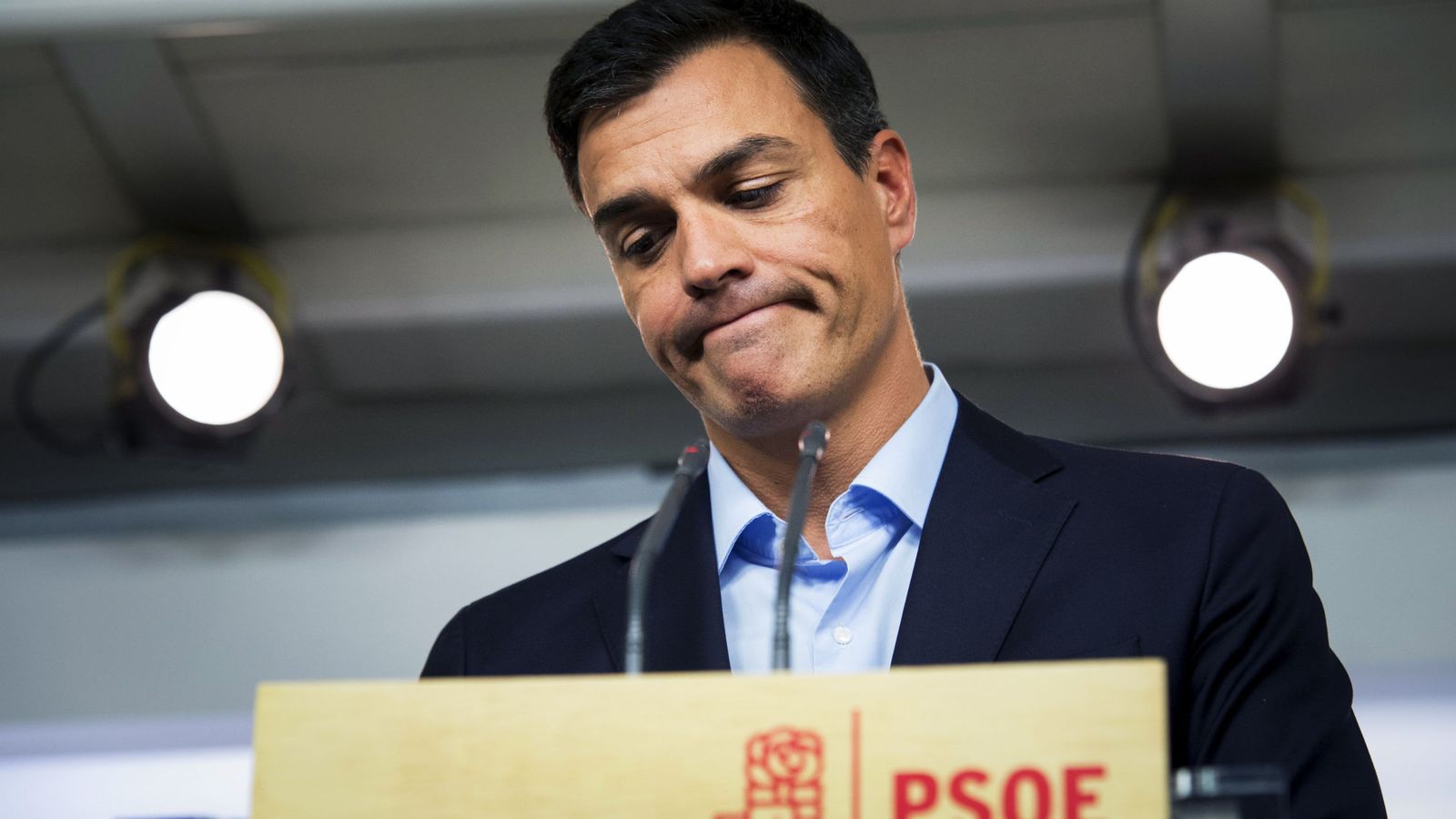Foto: Pedro Sánchez, el pasado 26 de septiembre tras la reunión de la ejecutiva permanente del PSOE. (EFE)