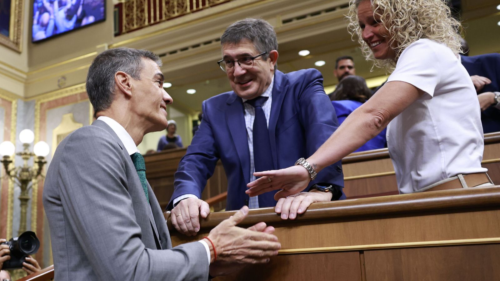 Montse Mínguez se ve forzada a retirarse de la campaña del PSOE tras el escándalo inmobiliario de su pareja