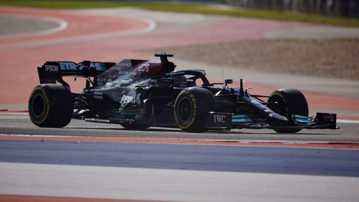Pérez domina una tensa segunda sesión con pique de Hamilton y Verstappen