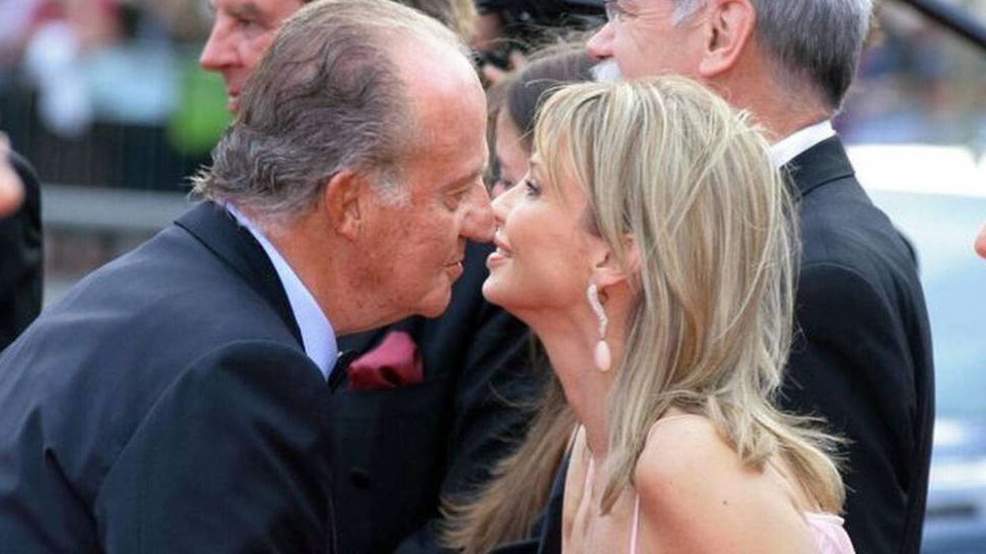 El rey Juan Carlos y Corinna, en una imagen de archivo.(EFE)