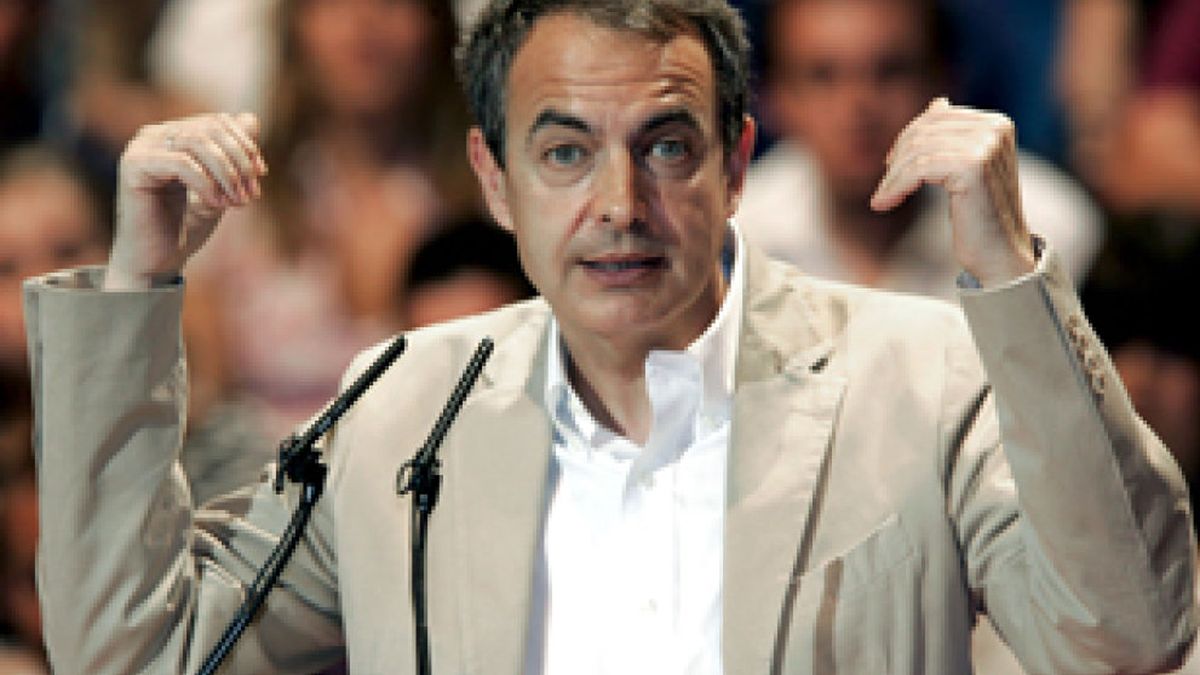 Zapatero critica la actitud del PP ante la nueva ley del aborto y reprocha a Rajoy su "hipocresía"
