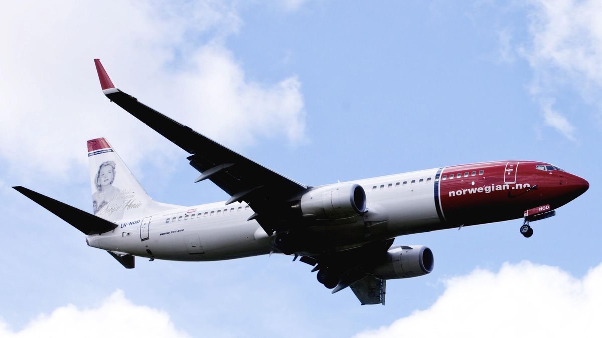 Las aerolíneas reducen su oferta hacia España y complican la llegada de extranjeros