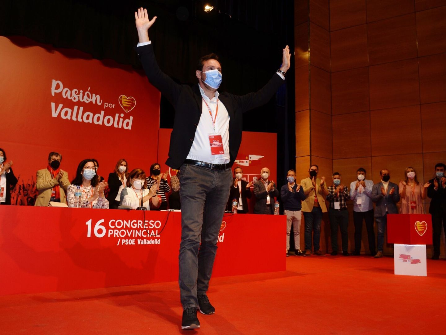 El alcalde de Valladolid, Óscar Puente, en el congreso provincial del PSOE de la ciudad. (EFE/Nacho Gallego)