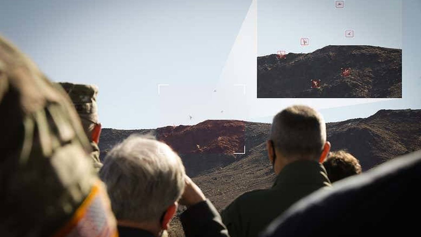 Imagen de la prueba del Leonidas con drones cayendo del cielo [Epirus]