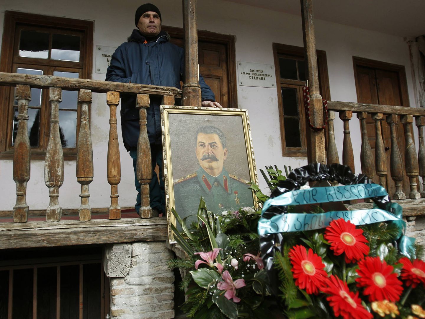 Homenaje a Stalin en la casa donde nació. (Reuters)
