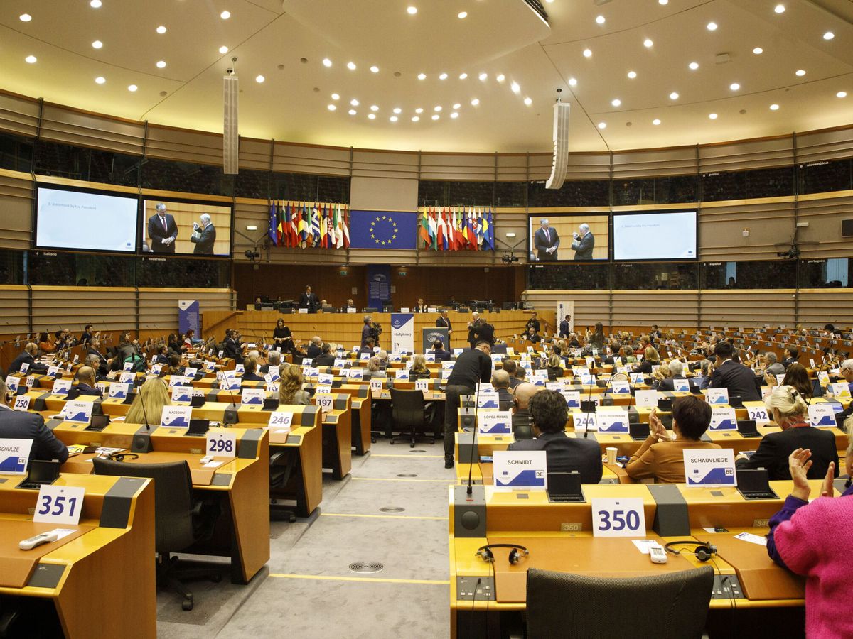 Foto: Vista general del interior del Parlamento Europeo. (Belga/Europa Press)