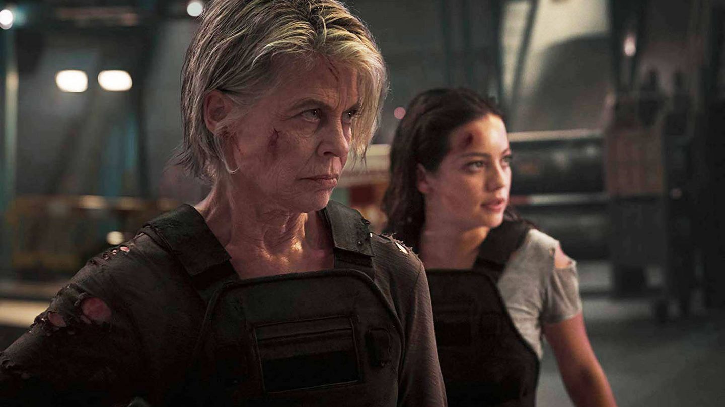 Linda Hamilton vuelve como Sarah Connor frente a Arnold Schwarzenegger como un T-800. (Fox)