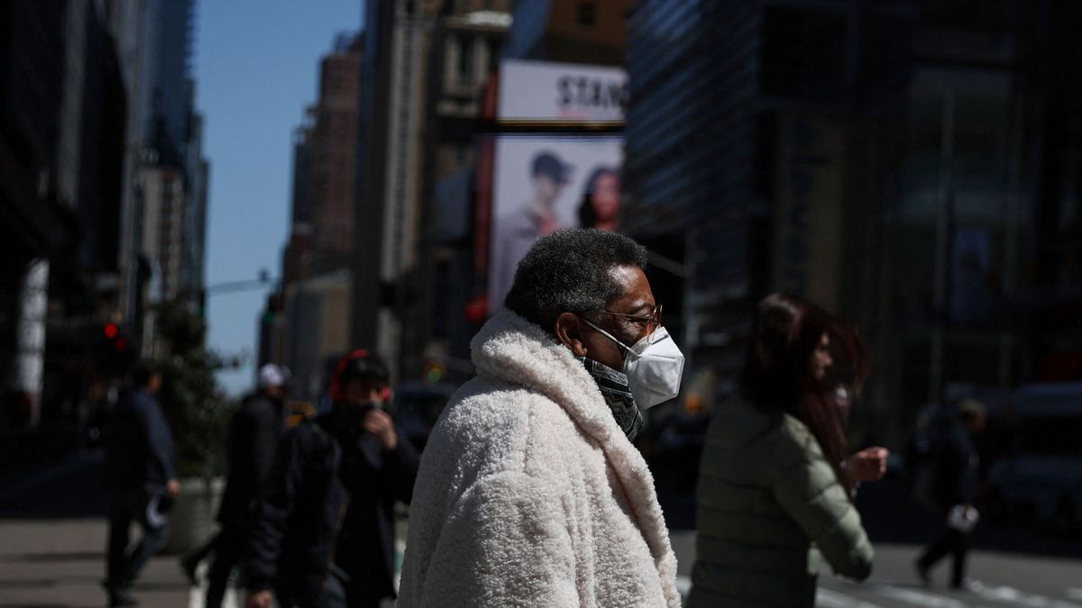 Nueva York eleva a "alto" el nivel de alerta de coronavirus 