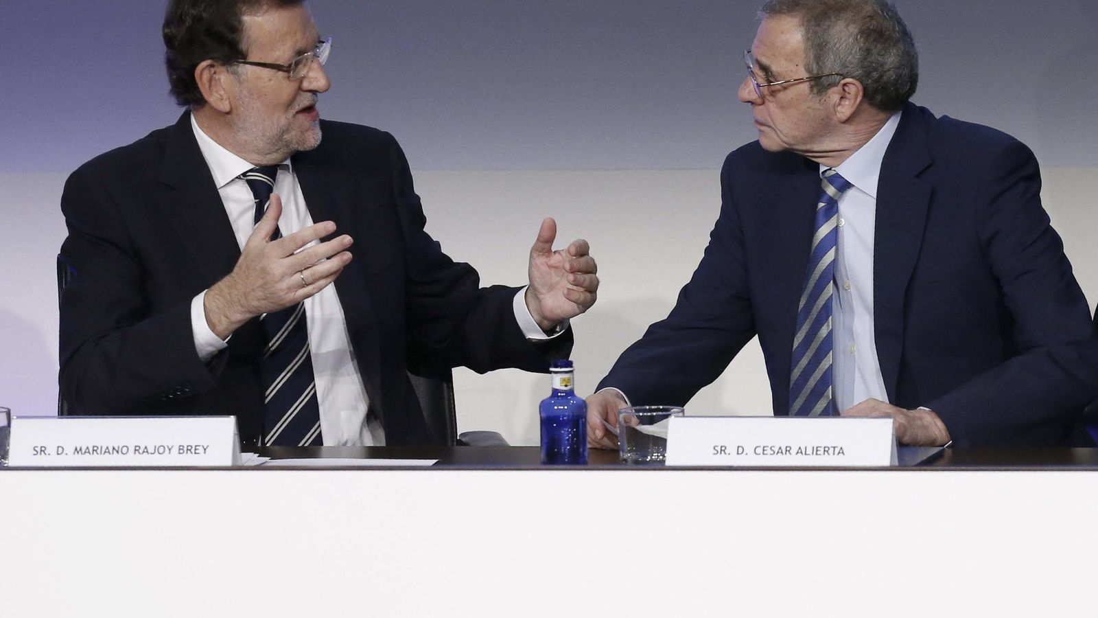 Foto: Alierta, con el presidente del Gobierno en funciones, Mariano Rajoy. (EFE)
