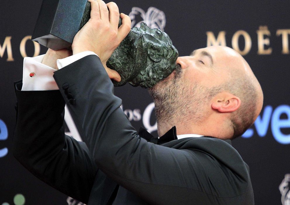 Foto:  El actor Javier Cámara tras recibir el Goya a la "Mejor interpretación masculina protagonista". (efe)