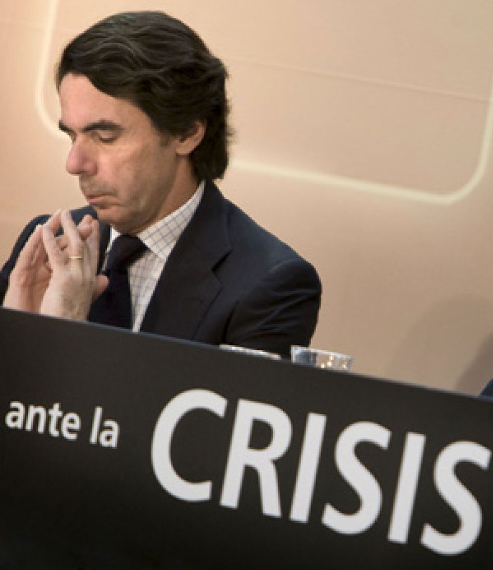 Foto: Aznar: "el tiempo de este Gobierno debería terminar cuanto antes"