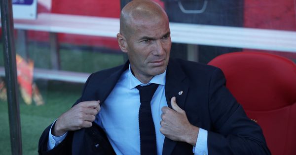 Foto: Zidane, durante el Girona-Real Madrid jugado este domingo en Montilivi. (Reuters)