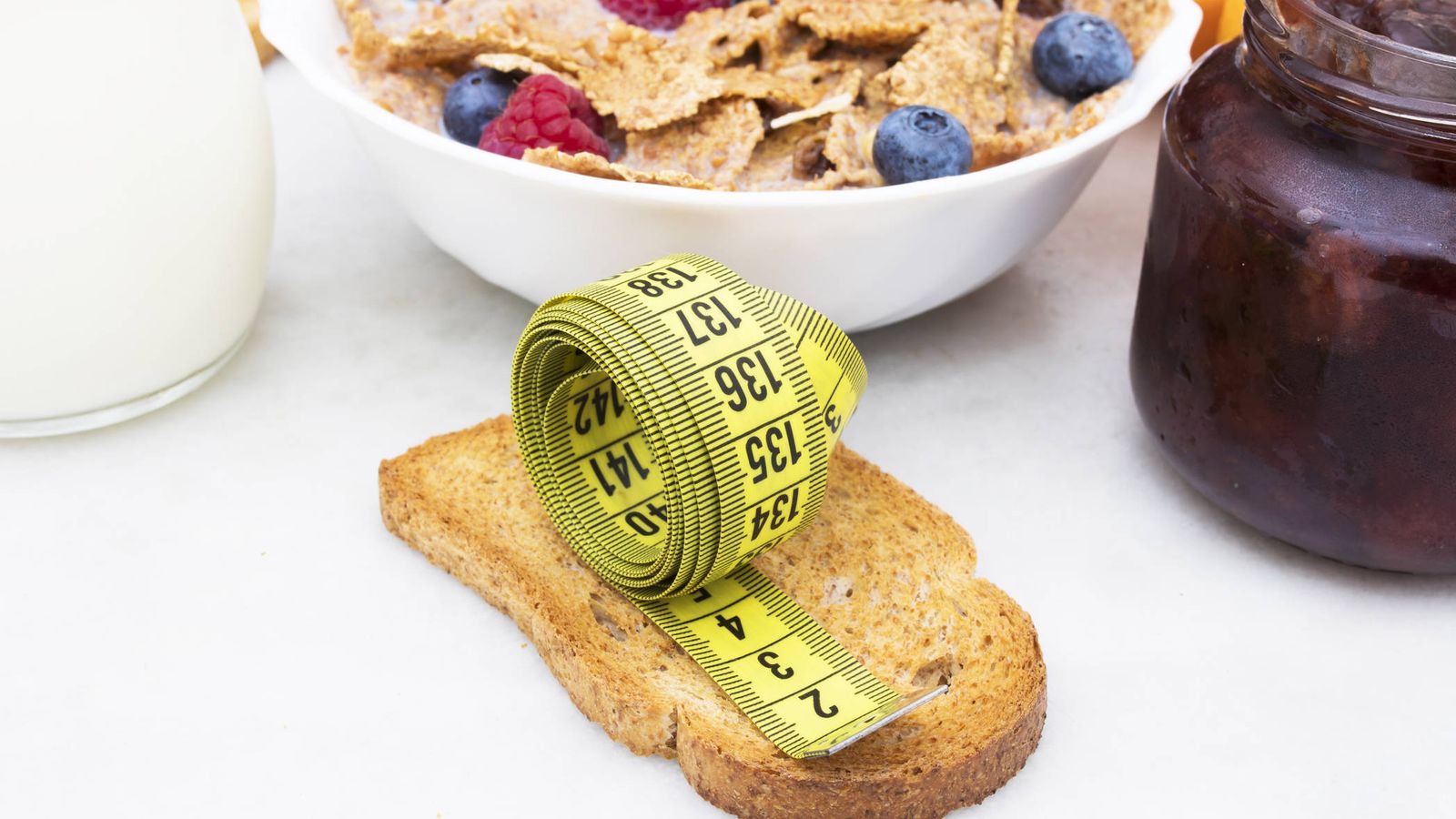Foto: Desayuno y peso corporal, una relación controvertida. (iStock)