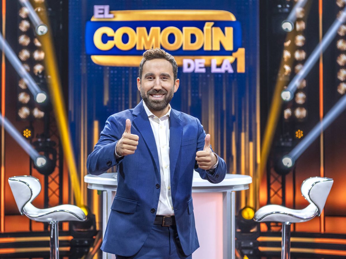 Foto: Aitor Albizua, presentador de 'El comodín de La 1'. (TVE)