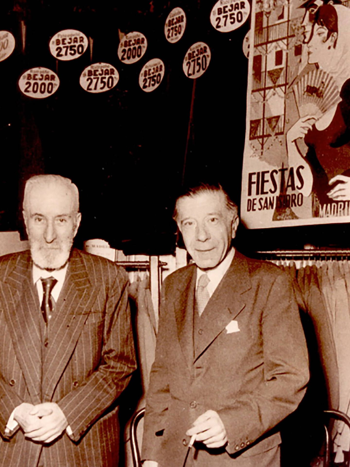Santos y Tomás Seseña, en una foto del año 1955. (Santos Yubero. Cedida: Casa Seseña)
