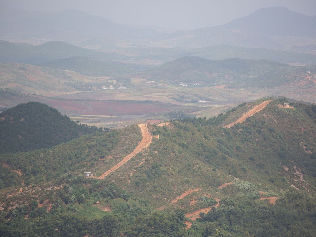 Foto: La zona desmilitarizada ocupa los 238 kilómetros de frontera coreana (EFE EPA/Jeon Heon-Kyun)