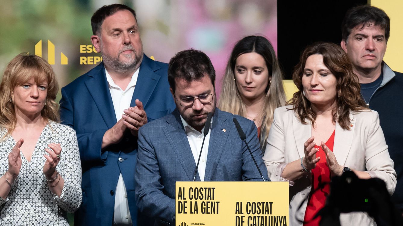 Foto: Las caras de Aragonès y de la cúpula de ERC vislumbraban el batacazo de los resultados. EP