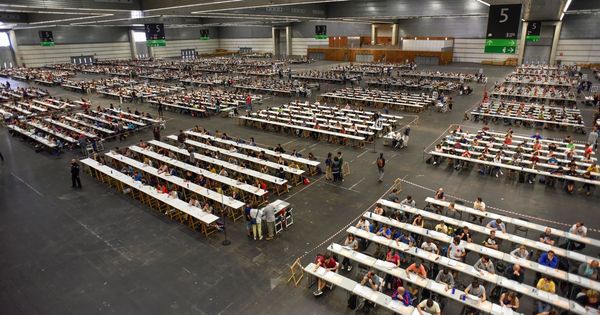 Foto: Examen de oposición al Gobierno vasco. EFE