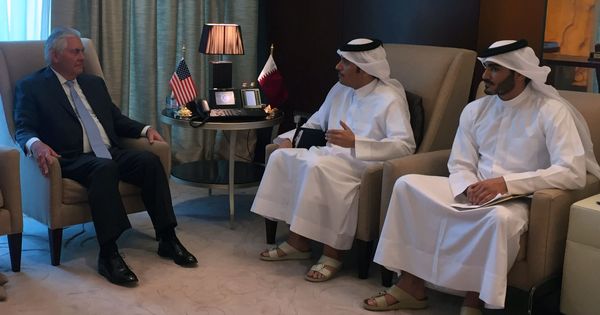 Foto: Reunión del secretario de Estado de EEUU, Tillerson, con el ministro de Exteriores de Qatar, 11 de julio. (REUTERS)