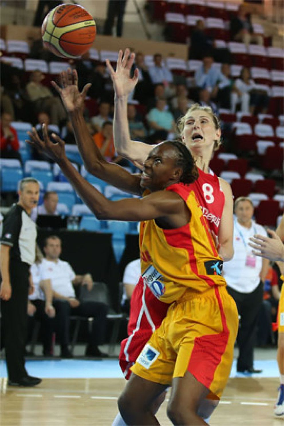 Foto: Alba Torrens y Sancho Lyttle llevan a España a semifinales del Eurobasket