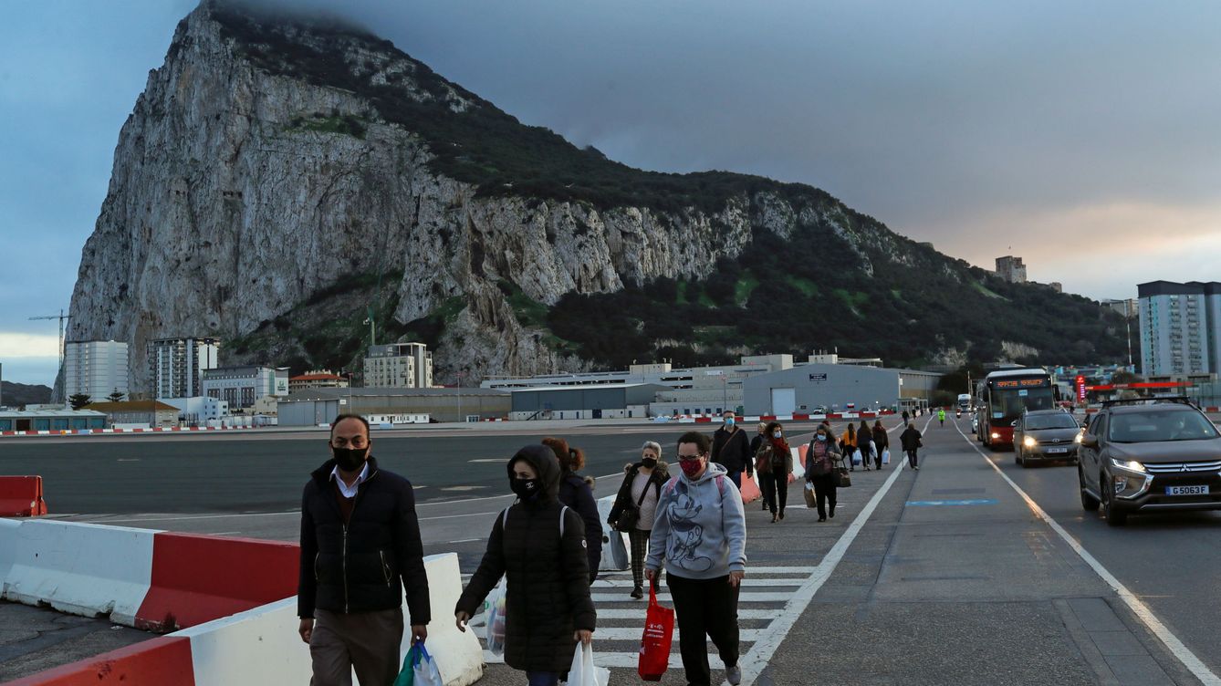 La nueva variante dispara la tensión en el paso a Gibraltar en plena cuenta atrás del Brexit