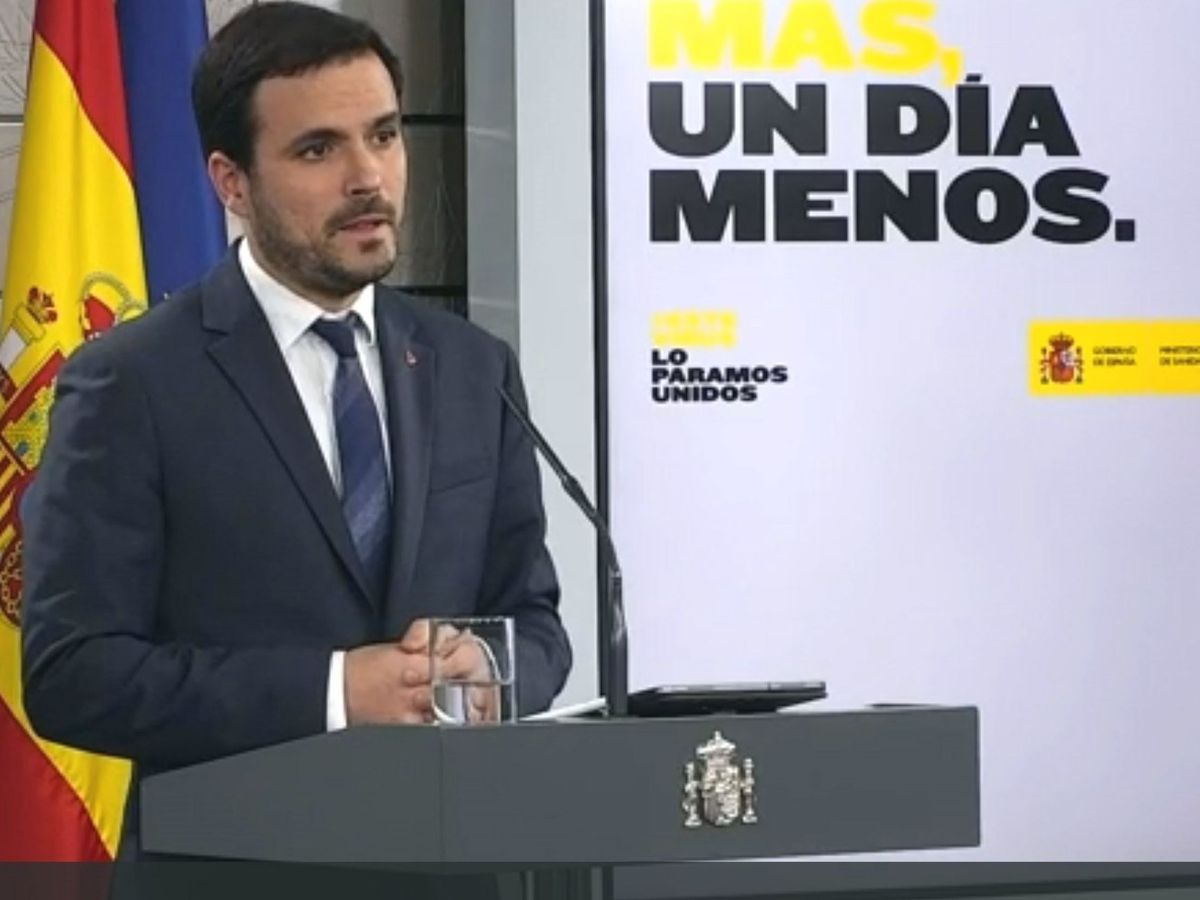Foto: El ministro de Consumo Alberto Garzón, durante la rueda de prensa hoy miércoles en el Palacio de la Moncloa en Madrid. (EFE)