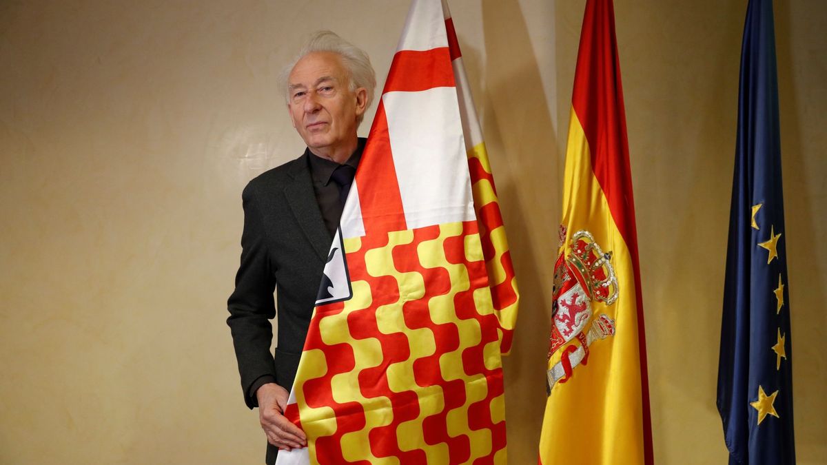 Tabarnia "va muy en serio" y desaparecerá solo si Cataluña "vuelve a la normalidad"