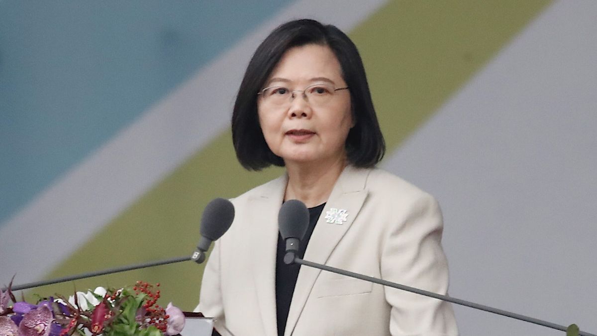 La líder de Taiwán afirma que "la confrontación armada con China no es una opción"