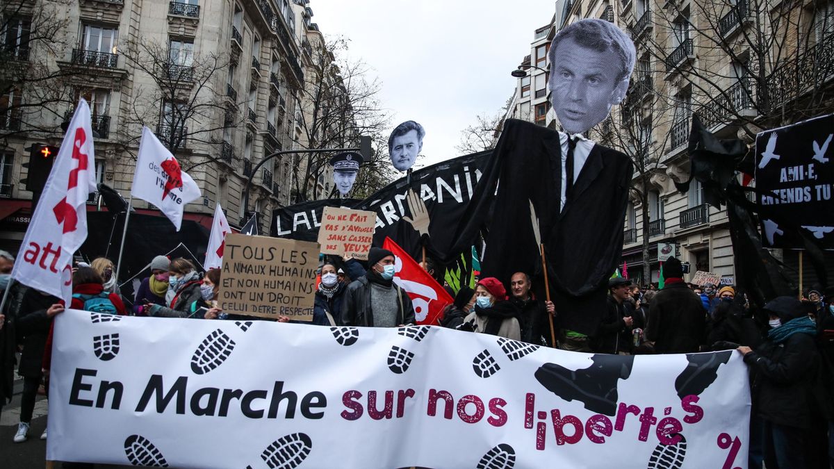 Al menos 142 detenidos durante una nueva jornada de protestas en Francia 