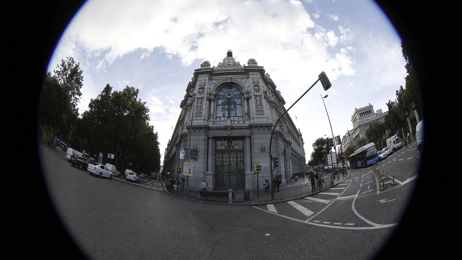 Foto: Sede del Banco de España, en la plaza de Cibeles en Madrid. (EFE)
