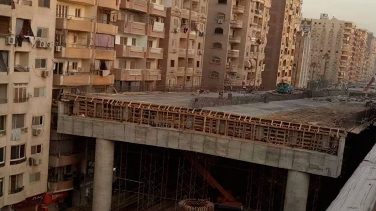 Una autopista a 50 centímetros de las casas: Egipto reinventa la seguridad vial