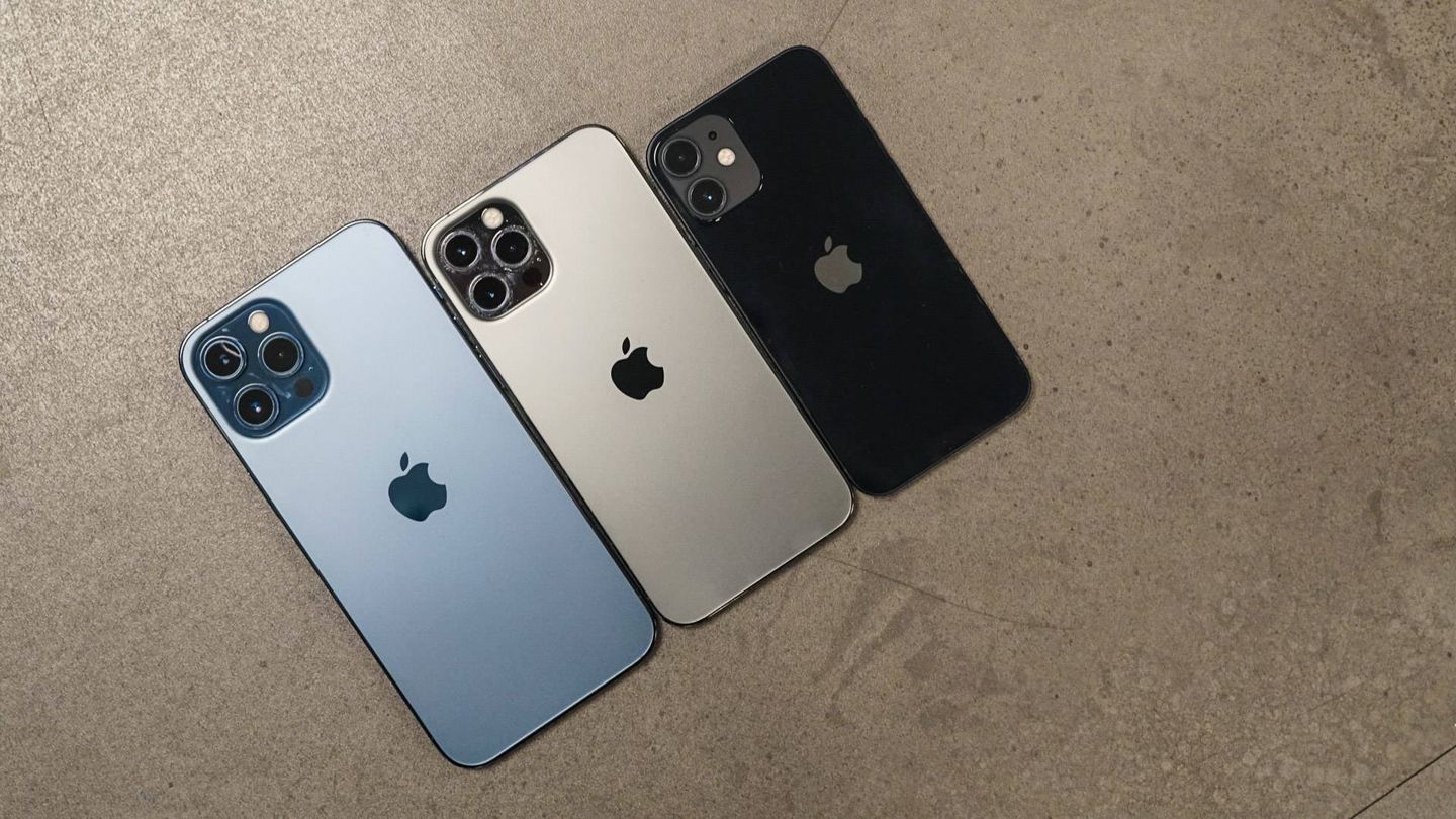 El iPhone 12 Pro Max (6,7), el iPhone 12 Pro (6,1 como el iPhone 12) y el Mini (5,4).