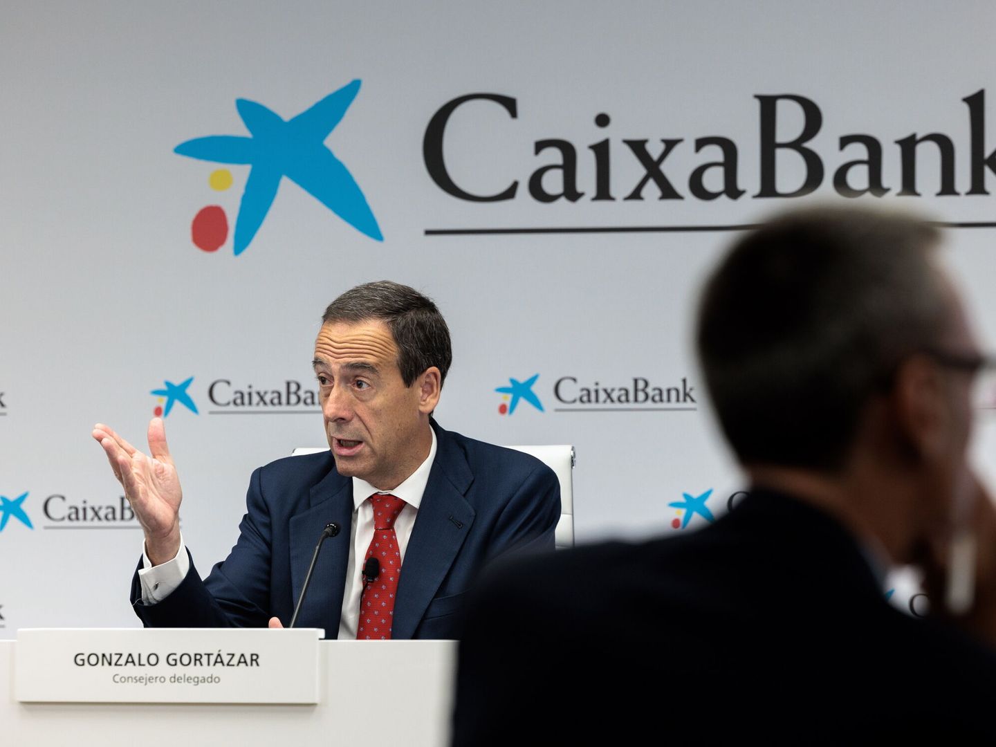El consejero delegado de CaixaBank, Gonzalo Cortázar. (EFE Biel Aliño)